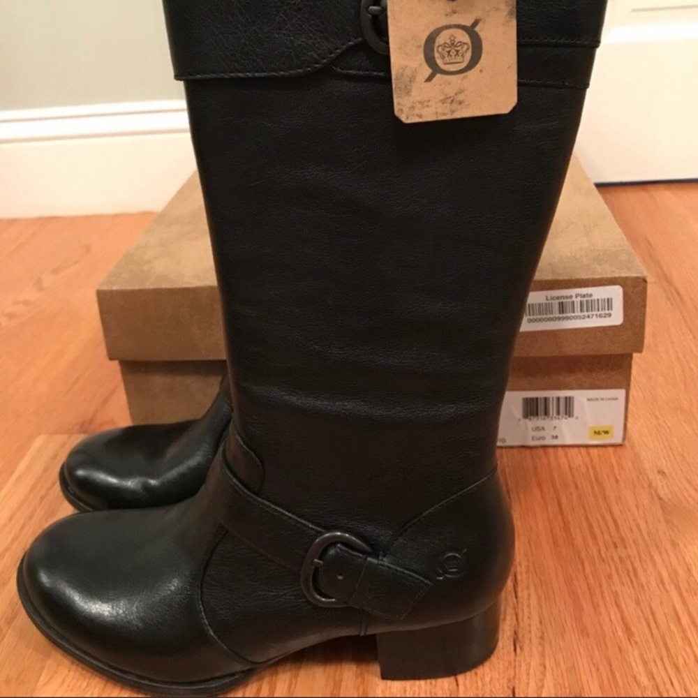 Born Kenzie leather boots size 7/38